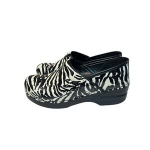 Dansko Professional Leather Clogs Black White Zebra Print 39 (8.5-9)